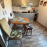U Magdy 4 Osoby Parking W Cenie Za Ogrodzeniemsamodzielne Zameldowanie, Kody W Wiadomości Przed Przyjazdem Apartament